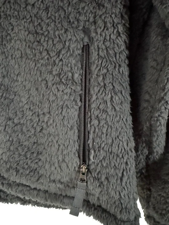 32 Degrees Heat Boys Black Zip Closure Jacket with Zippered Pockets (M 10-12) - Picture 5 of 9